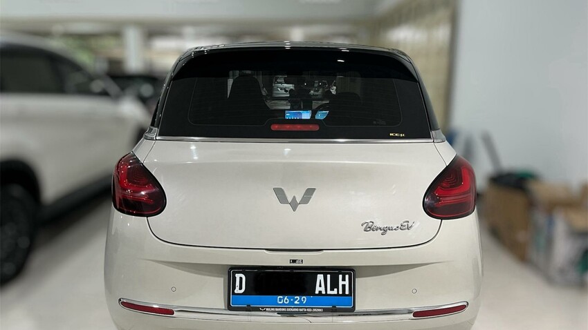 Wuling Binguo EV listrik 2024 milk tea long range AC.DC