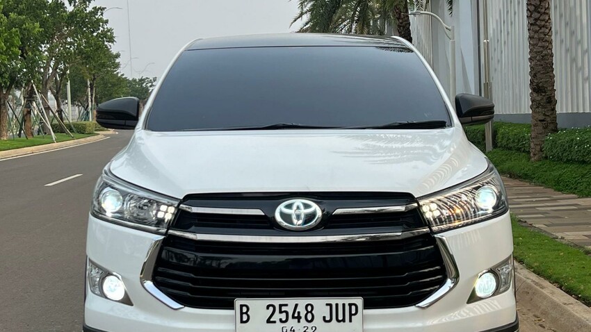 Toyota Kijang Innova venturer AT 2019 Diesel