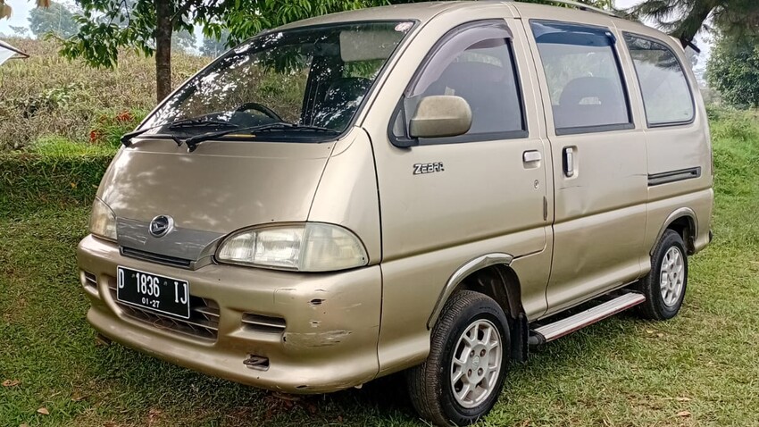 Daihatsu Espass 2005 Bensin