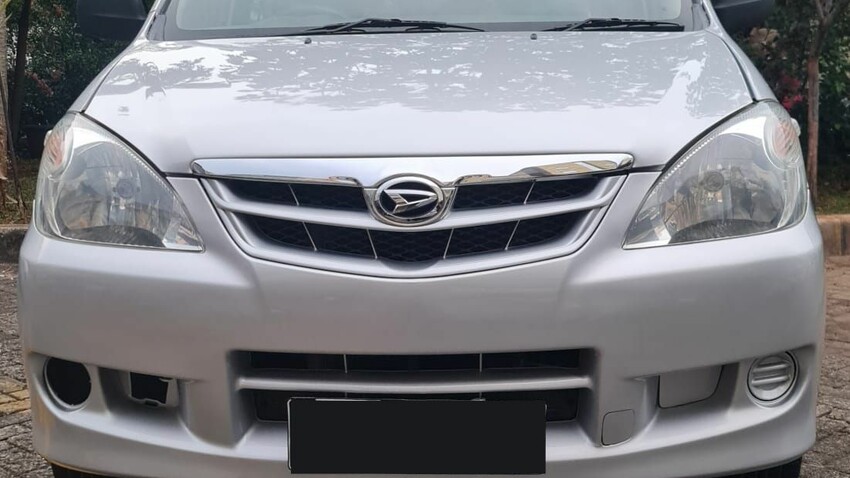 Daihatsu Xenia 2011 Bensin