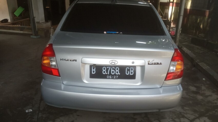 Hyundai Verna 2002 Bensin