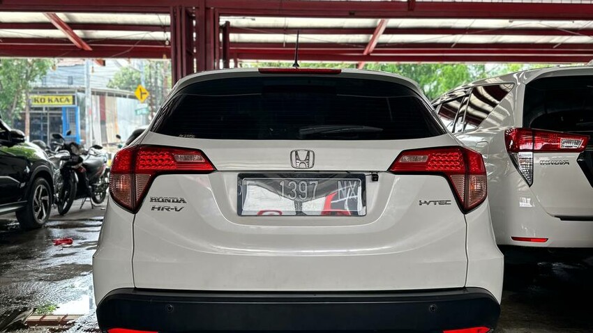 Honda HR-V 2016 AT ISTIMEWA