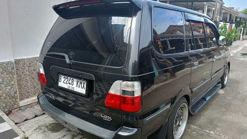 Toyota Kijang 2003 Bensin