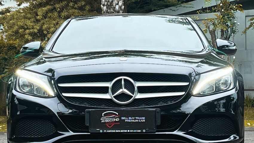 Mercedes-Benz C200 2018 Bensin