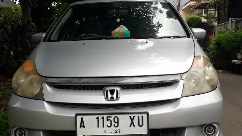 Honda Stream 2004 Bensin