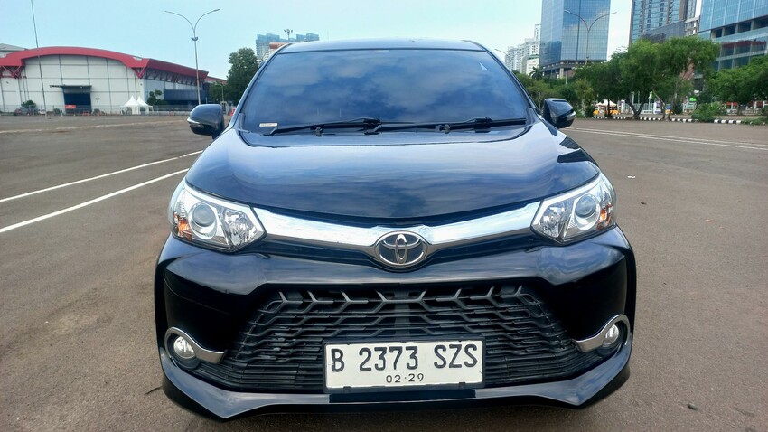 Avanza Veloz 1.5 AT 2018 Mulus Luar Dalam Murah