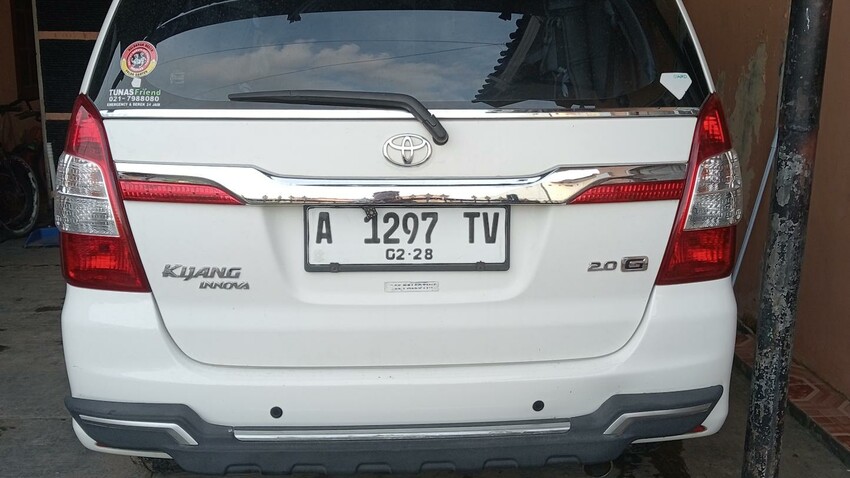 Toyota Kijang Innova 2013 Bensin