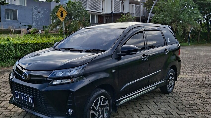 Toyota Avanza 2020 dengan Plat Kalimatan Selatan (DA)