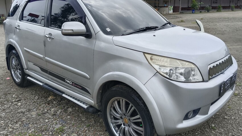 Daihatsu Terios 2010 Tx matic surat lengkap