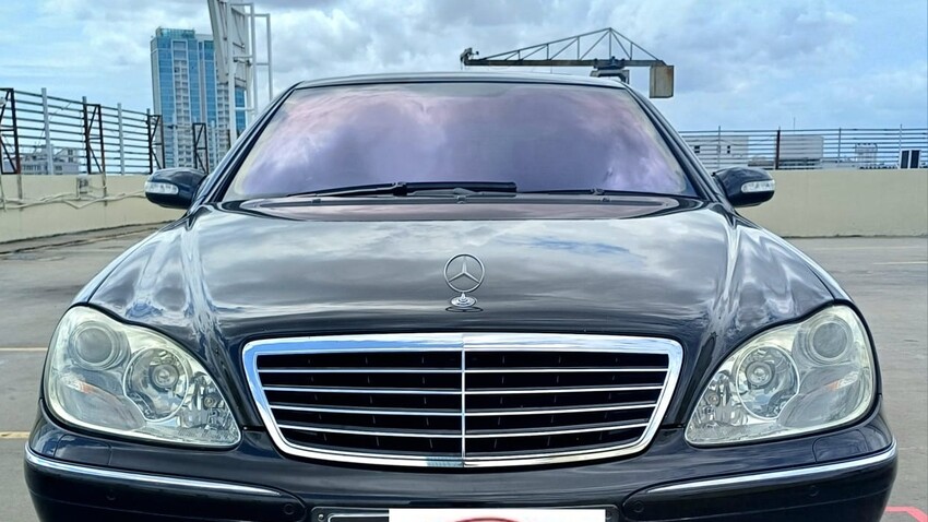 Mercedes Benz S500 Tahun 2004 Automatic Hitam metalik