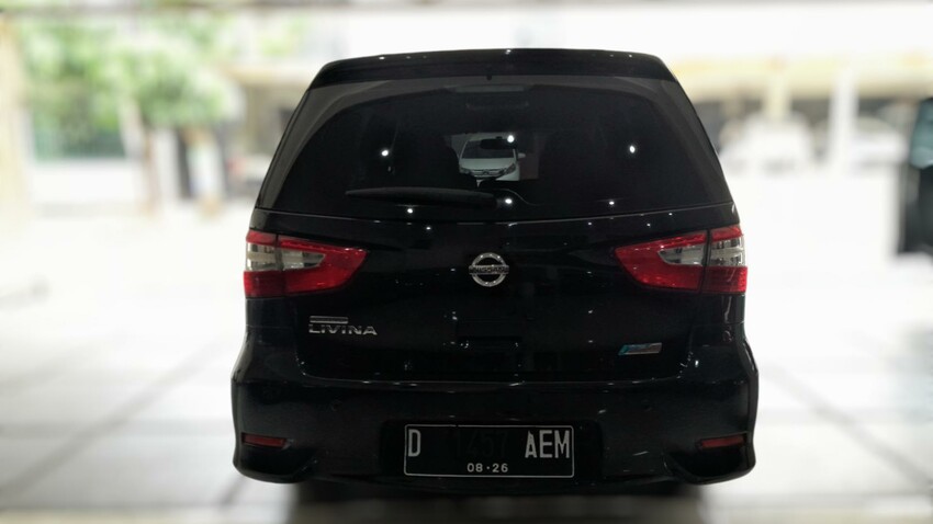 Nissan Grand livina SV matic 2016 Hitam