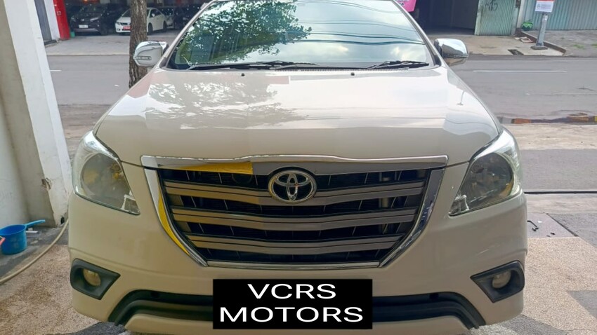 Toyota Kijang Innova 2.5 solar 2013 matic