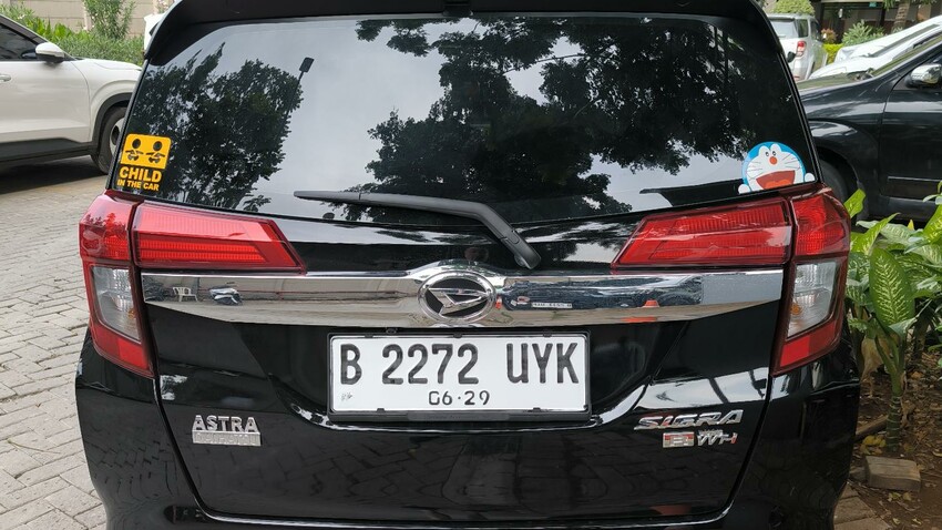 Daihatsu Sigra 2024 Bensin Over kredit