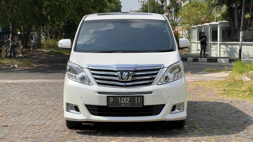 Toyota Alphard 2012 Bensin GAT Sound Premium CBU. Terwat