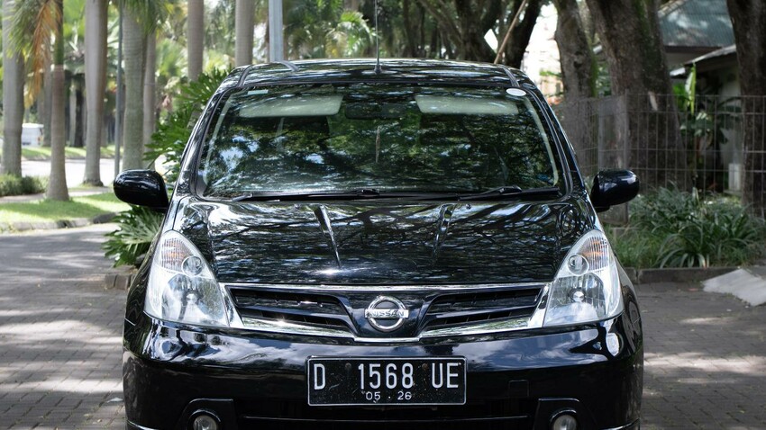 Nissan Grand livina 2011 Bensin