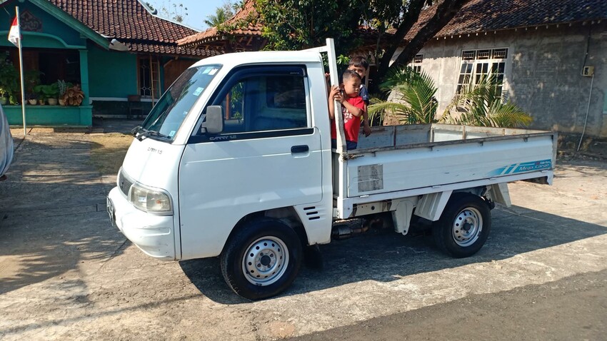 Suzuki Carry 2015 Bensin