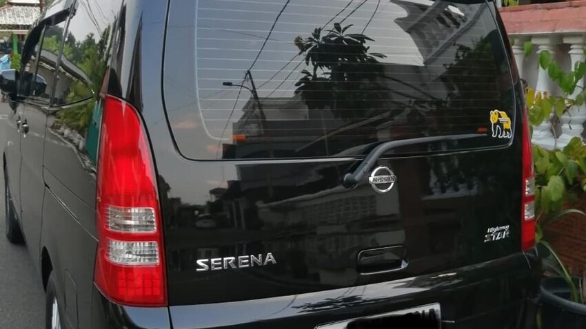 Nissan Serena 2009 Bensin