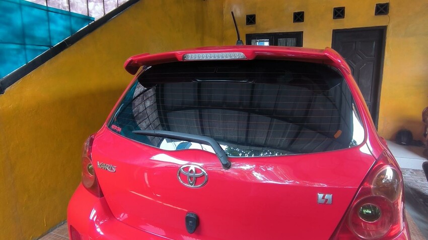 Toyota Yaris S Limited  AT 2013 Low kM