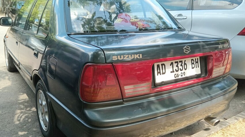 Suzuki Esteem 1995 Bensin