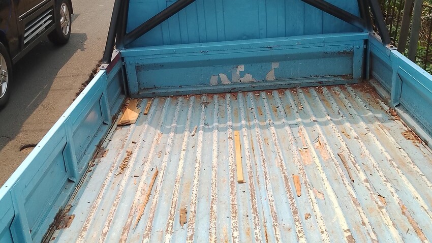 Jual BTH Murh MOBIL DAIHATSU AYLA 2014 SRT LNGKP PJK HDP GAK ADA MINUS