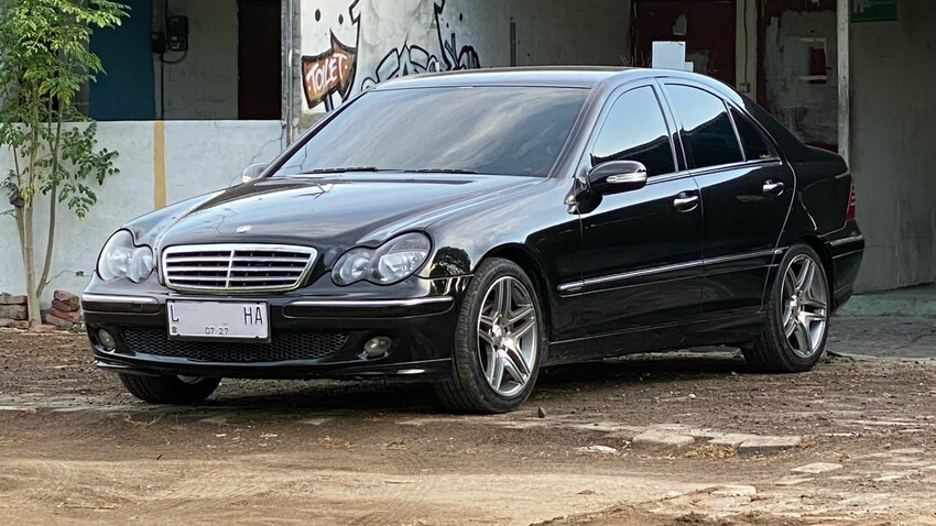 Mercedes-Benz C230 2006 Bensin