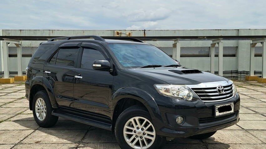 Toyota Fortuner G VNT Turbo 2012 Low KM 97RB Antik