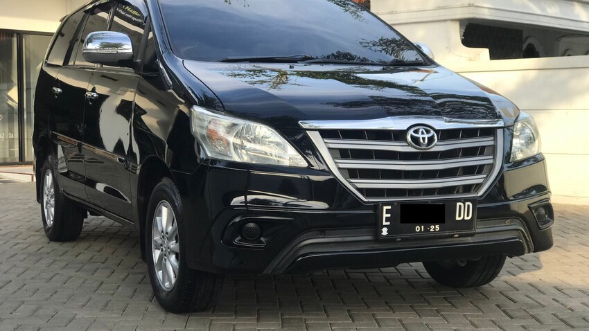 Toyota Kijang Innova 2015 Bensin