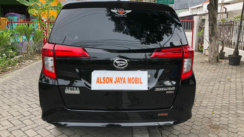 DP 8.5JT Daihatsu Sigra D Facelift 2019