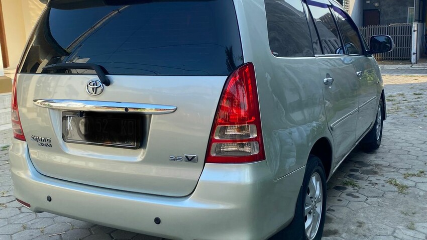 Toyota Kijang Innova 2006 Diesel