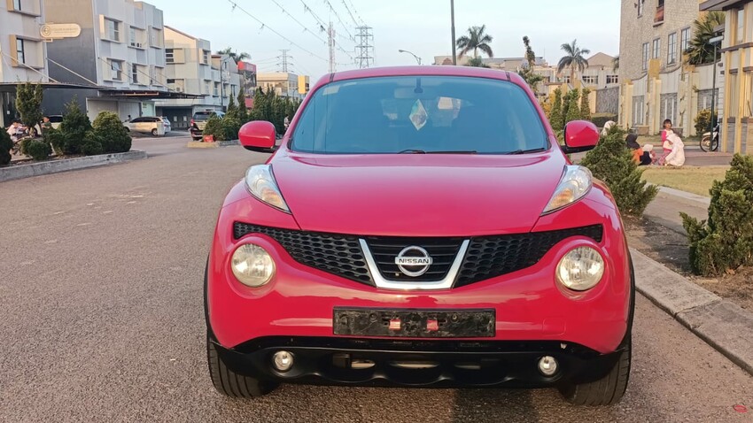 Nissan Juke RX 2011 dp 10jt