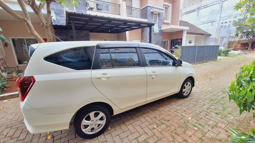 Daihatsu Sigra x 1.2  km 64rb ori