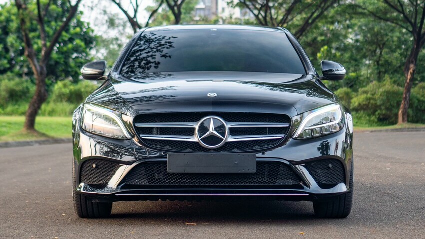 Mercy Mercedes Benz C200 Avantgarde EQ 
Boost W205 2019