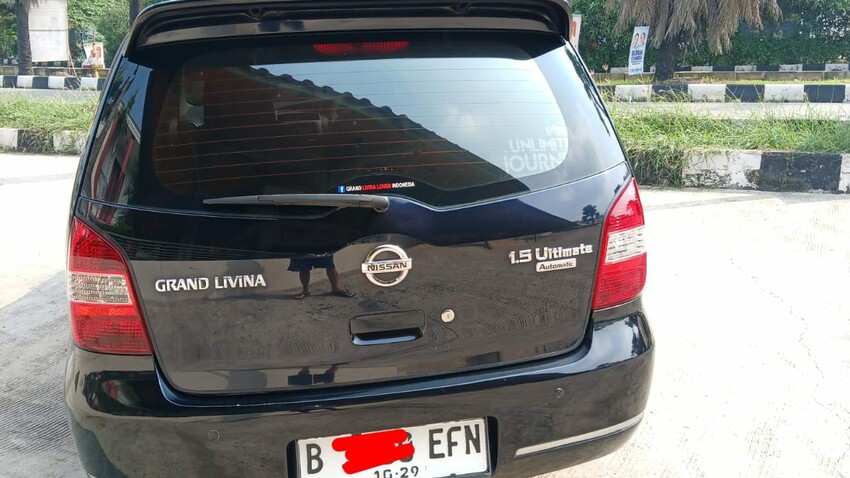 Nissan Grand livina 2010 Bensin