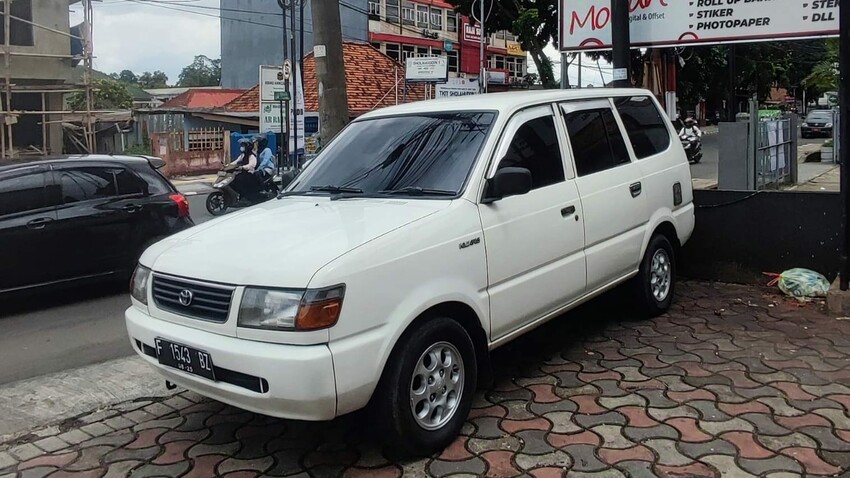 Toyota Kijang 1997 Bensin