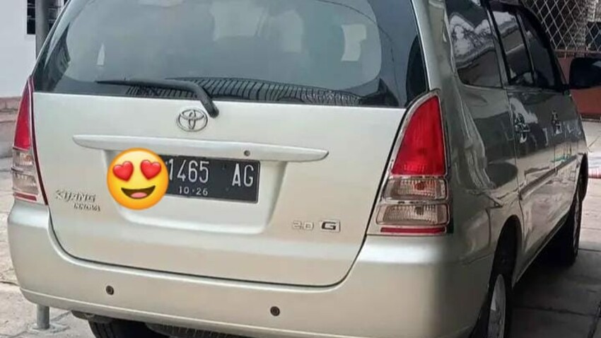 Toyota Kijang Innova 2005 Bensin MT