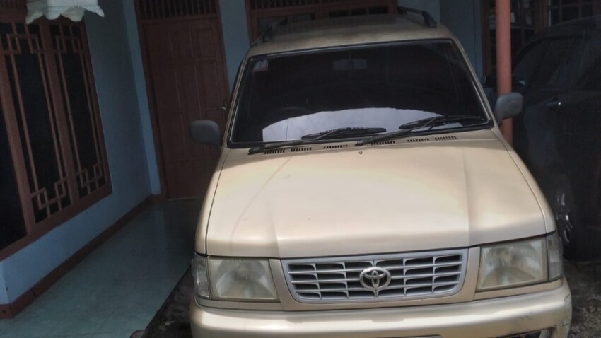 Toyota Kijang 2001 Bensin