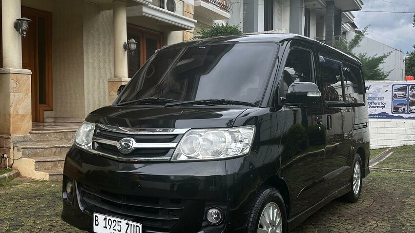 Daihatsu Luxio x 2011 matic