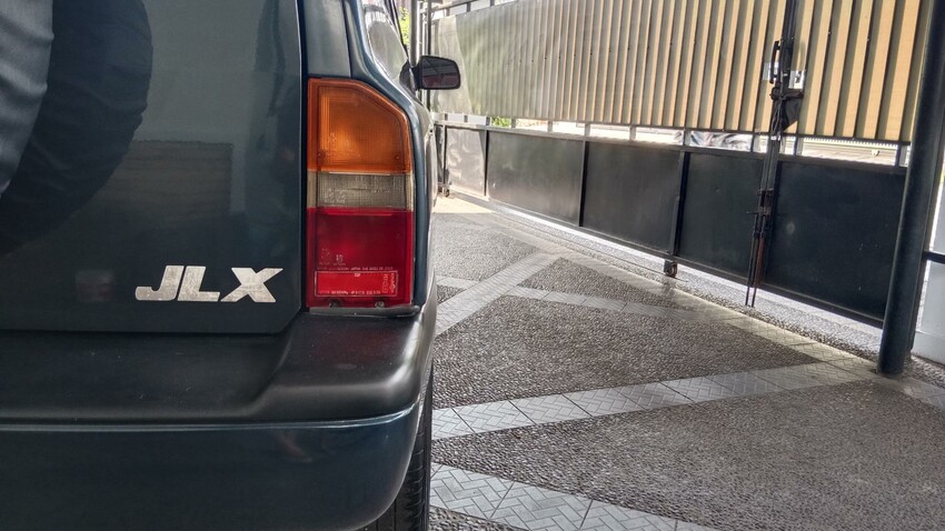 Suzuki Escudo 1995 pajak hidup