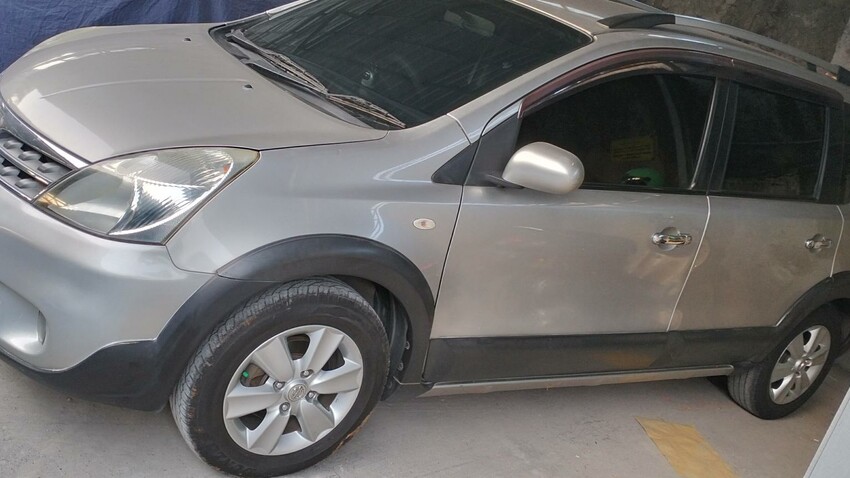 Nissan Livina 2008 Bensin