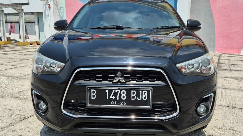 Mitsubishi Outlander 2015 Bensin