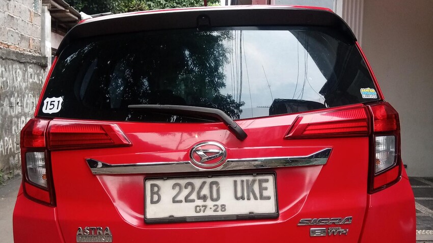 Daihatsu Sigra 2018 Bensin