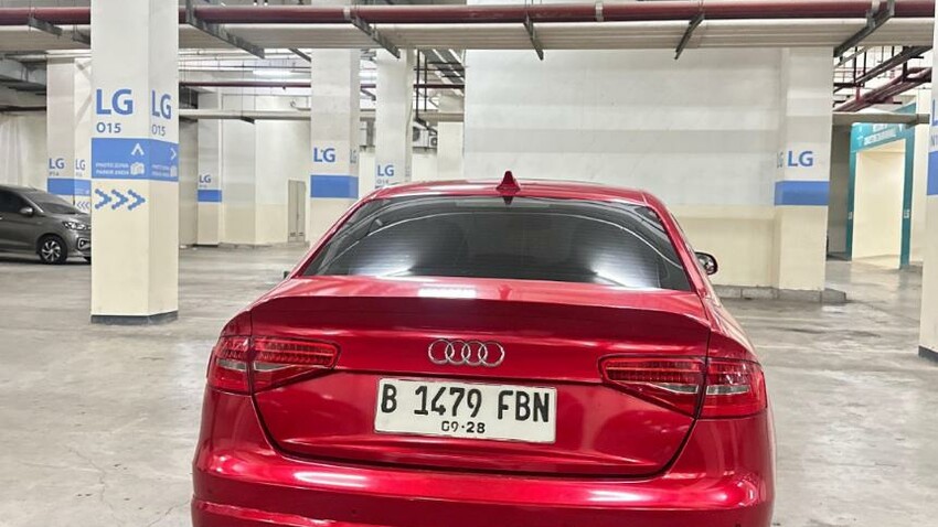 Audi A4 2013 Bensin