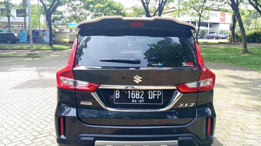 Suzuki XL7 Alpha AT 2022