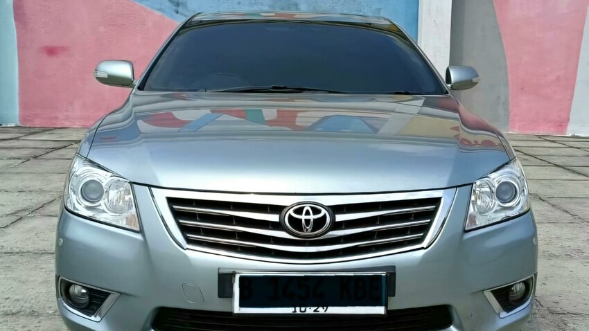 Toyota Camry V 2.4 2011