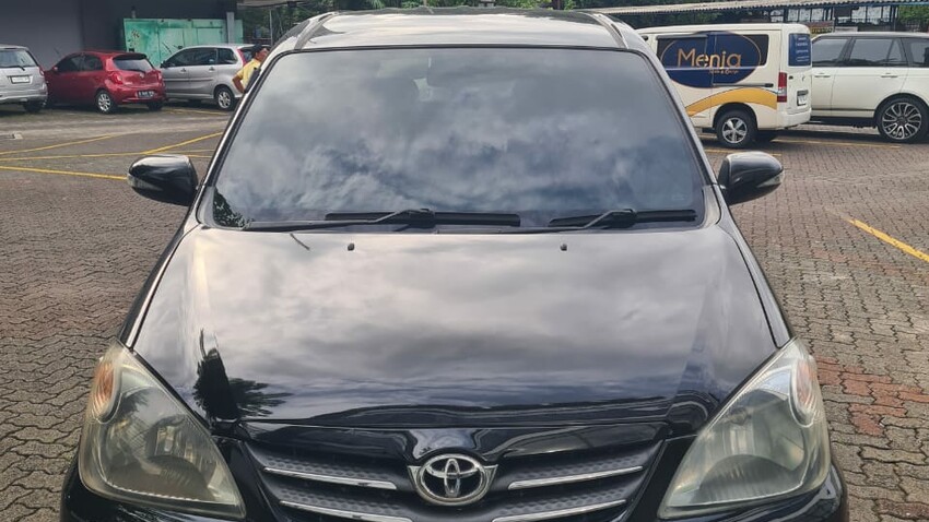 Toyota Avanza 2011 Bensin