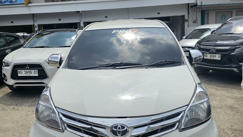 Avanza G 1.3 MT 2014 istimewa dp 20 jt