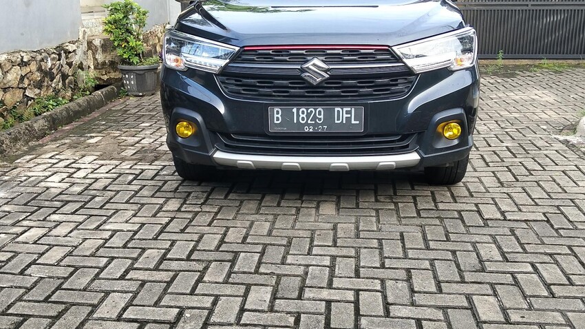 Dijual Suzuki XL7 2021 Bensin