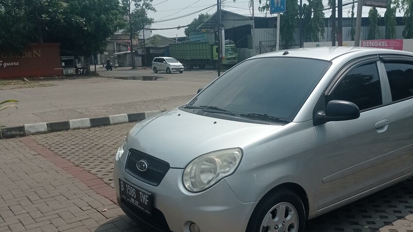 Kia Picanto 2010 Bensin