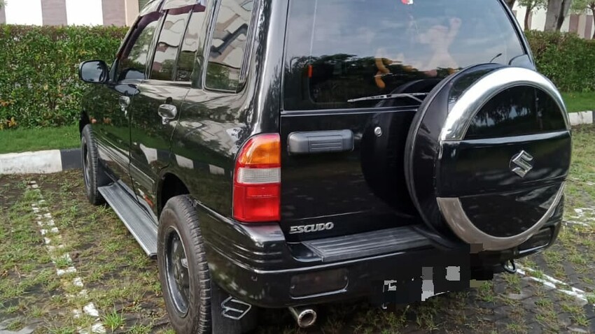 Suzuki Escudo 2004 Bensin