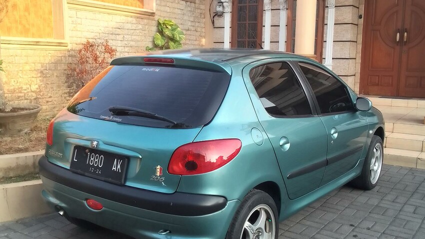 Peugeot 206,   2001 Build Up, mobil antik cakep terawat luar dalam